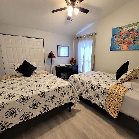 Beautiful Townhouse Easy Access To Everything. Клиъруотър Екстериор снимка