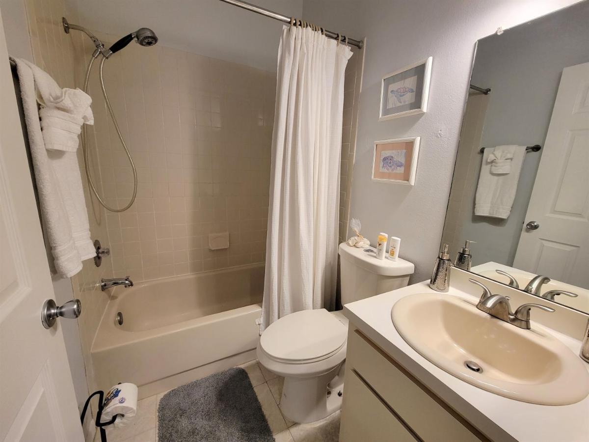 Beautiful Townhouse Easy Access To Everything. Клиъруотър Екстериор снимка