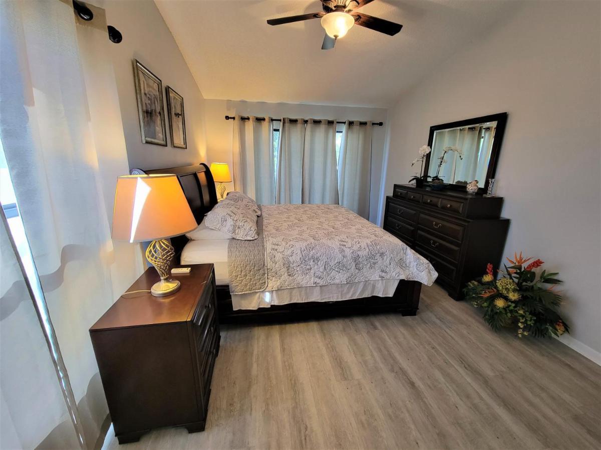 Beautiful Townhouse Easy Access To Everything. Клиъруотър Екстериор снимка